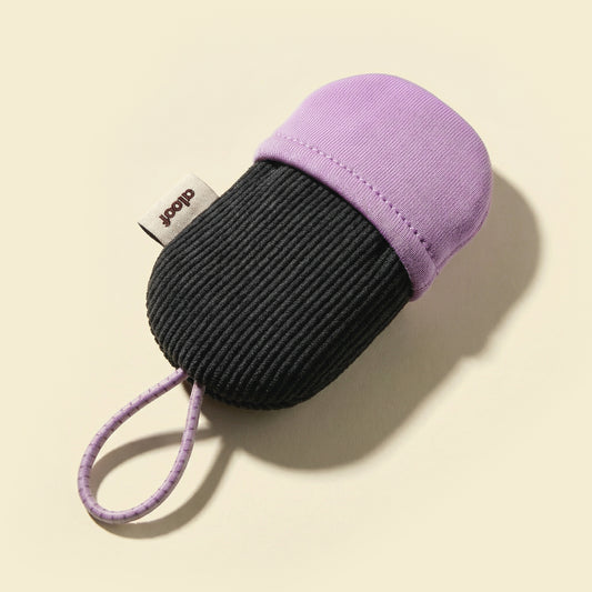 No-Mess Catnip and Silvervine Pouch Toy